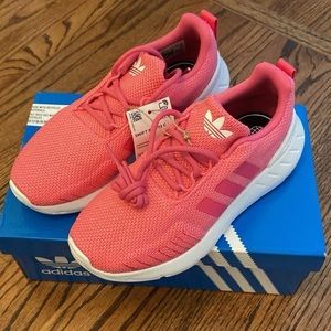 NWT. Adidas shoes. Sz 1.